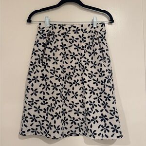 Le Lis Collection Cream & Black Floral A-Line Skirt – Size Small